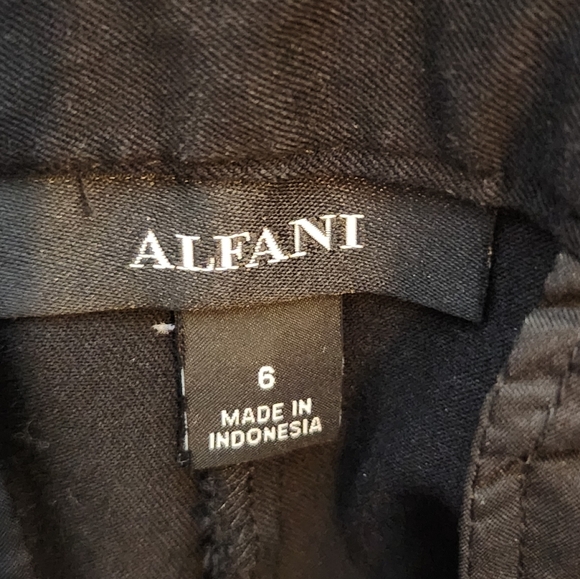 Alfani Size 6 Cotton Rayon Blend Womens Black Slim Fit Slacks - Picture 3 of 5